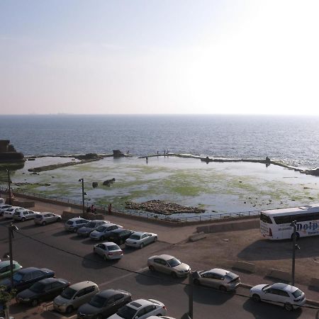Nzar Khoury For Hosting Hotel Akko Bagian luar foto
